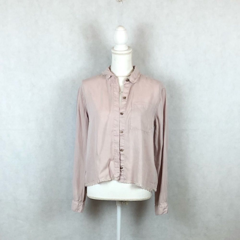 SzS Sneak Peek Light Pink Fringe Shirt